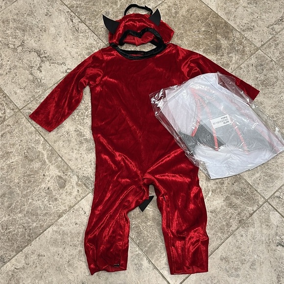 Cute As A Devil Halloween Costume NEW Size 12-24 Month - Picture 5 of 7